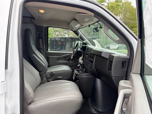 New 2026 GMC Savana 2500 w/ Driver Convenience Package RWD image 26