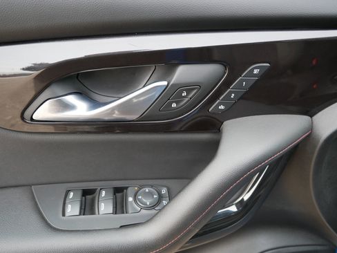 Used 2021 Chevrolet Blazer RS w/ Enhanced Convenience Package image 19