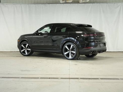 New 2026 Porsche Cayenne Coupe AWD/4WD image 3