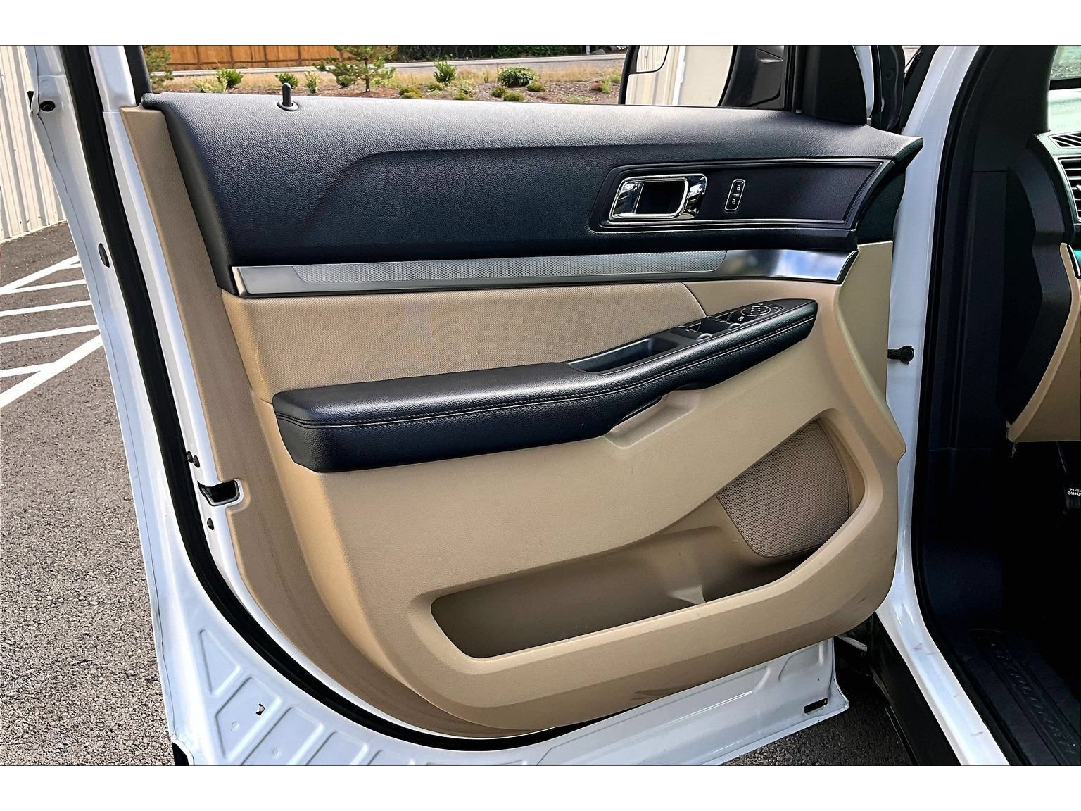 Used 2016 Ford Explorer 4WD image 21