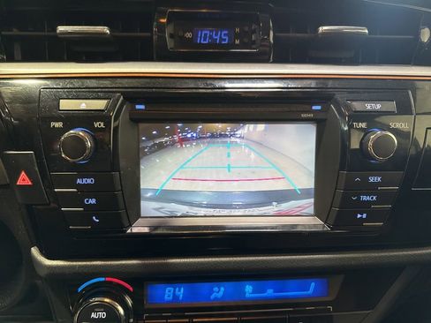 Used 2014 Toyota Corolla S image 16