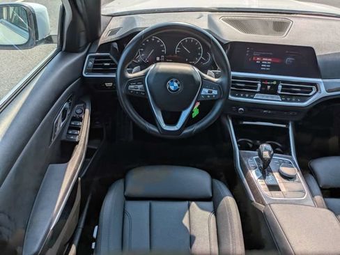 Used 2020 BMW 330i Sedan w/ Driving Assistance Package RWD image 16