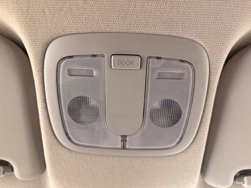 Used 2013 Kia Soul FWD image 26