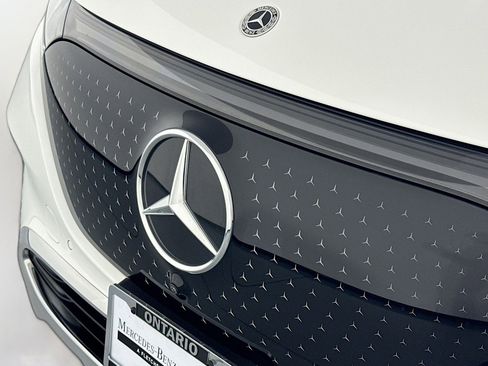 Used 2023 Mercedes-Benz EQE 350+ SUV image 11