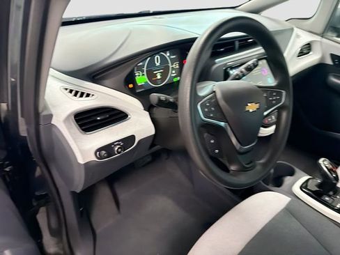 Used 2018 Chevrolet Bolt LT image 9