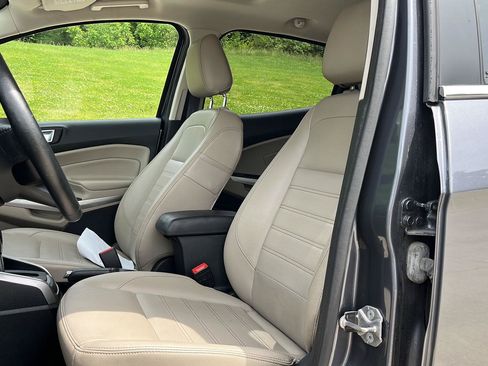 Used 2021 Ford EcoSport Titanium FWD image 14