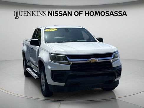 Used 2021 Chevrolet Colorado W/T RWD image 2