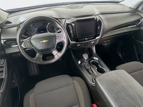 Used 2018 Chevrolet Traverse LT image 30
