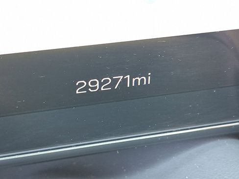 Used 2025 GMC Yukon Denali RWD image 21