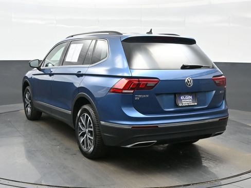 Used 2020 Volkswagen Tiguan SE image 4