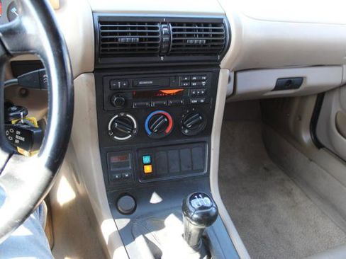 Used 1996 BMW Z3 1.9 image 11