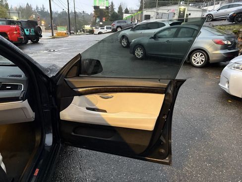 Used 2012 BMW 535i Gran Turismo image 14