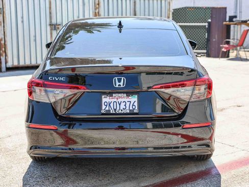 Certified 2024 Honda Civic EX image 24