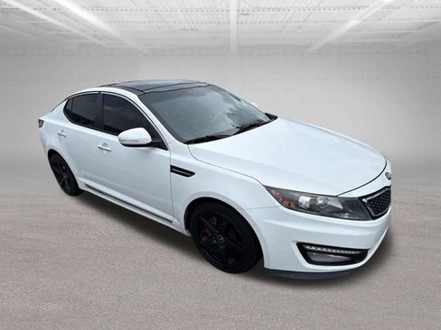 Used 2013 Kia Optima SX w/ Limited Pkg FWD image 4