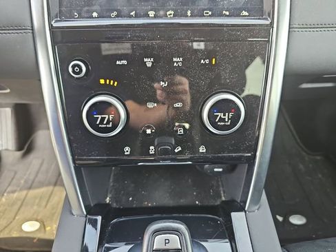 Used 2020 Land Rover Discovery Sport S image 20
