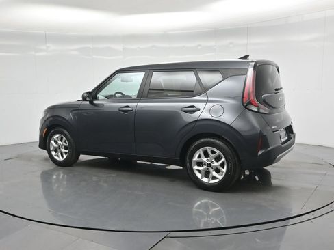 Used 2023 Kia Soul LX w/ Option Group 015 FWD image 7