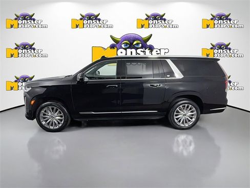 Used 2022 Cadillac Escalade ESV Premium Luxury image 8