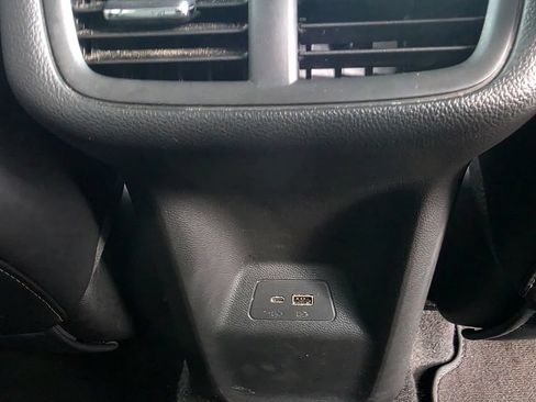 Used 2024 Buick Envision Preferred AWD/4WD image 60