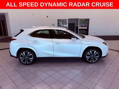 Certified 2023 Lexus UX 250h FWD w/ Accessory Package (Z1) image 9