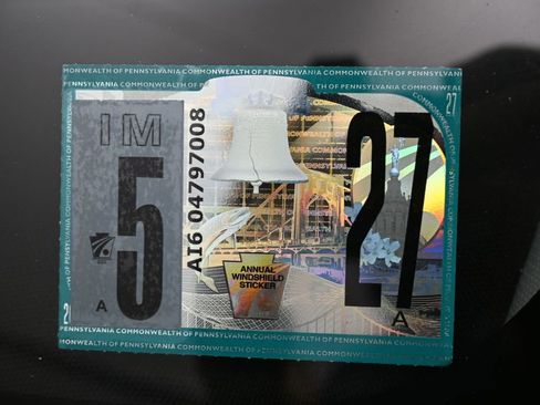 Used 2023 Tesla Model 3 Standard Range image 10