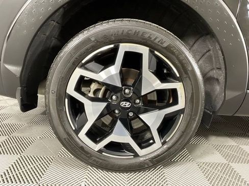 Used 2022 Hyundai Santa Cruz Limited image 10