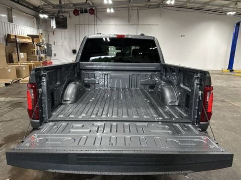 New 2026 Ford F150 XLT w/ XLT Black Appearance Package AWD/4WD image 23