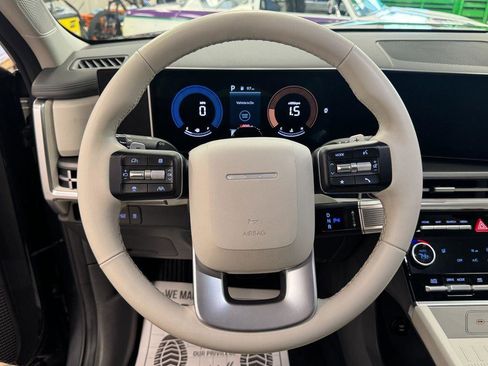 Used 2026 Hyundai Santa Fe SEL image 5