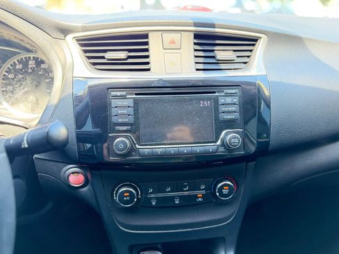 Used 2017 Nissan Sentra SV w/ Style Package FWD image 18