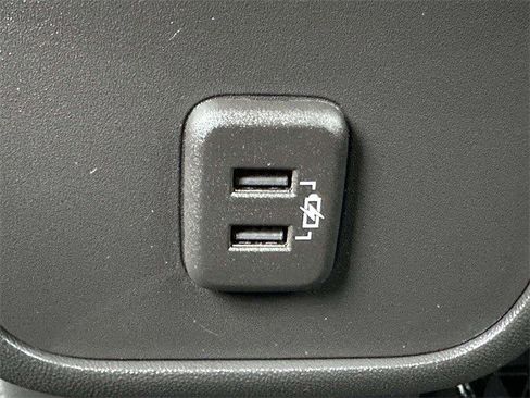 Certified 2022 Chevrolet Equinox RS w/ RS Leather Package image 14