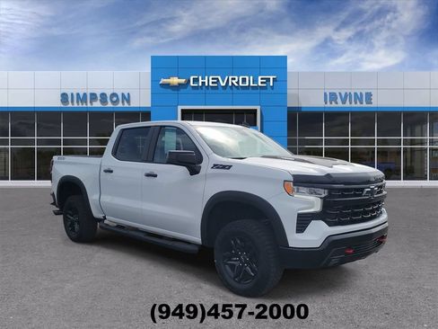 Used 2024 Chevrolet Silverado 1500 LT Trail Boss w/ Protection Package AWD/4WD image 2