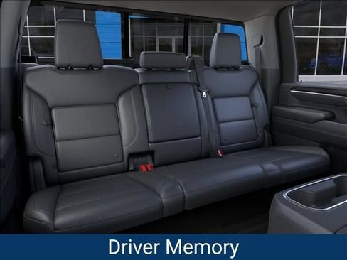 New 2026 Chevrolet Silverado 2500 LTZ w/ LTZ Premium Package AWD/4WD image 19