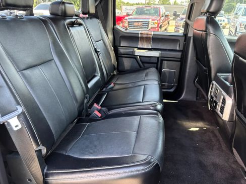 Used 2018 Ford F150 Lariat w/ Equipment Group 502A Luxury AWD/4WD image 18