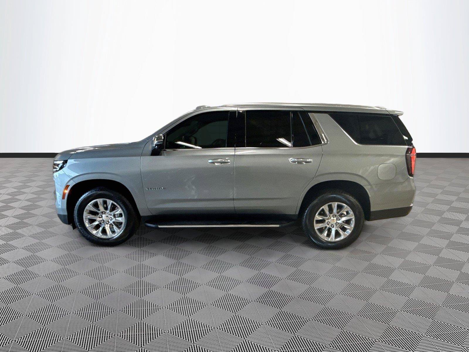 Used 2026 Chevrolet Tahoe Premier w/ Sun And Tow Package AWD/4WD image 4