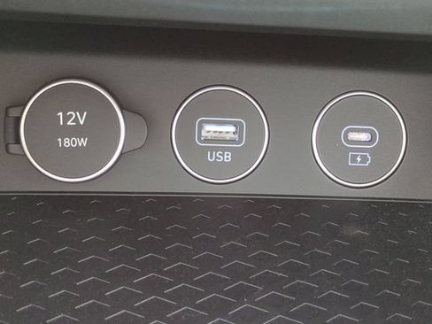 Certified 2026 Genesis G70 2.5T RWD image 20