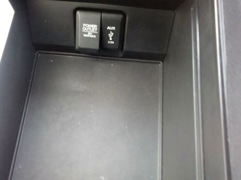 Used 2017 Honda Pilot EX-L image 16