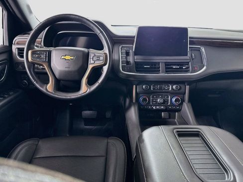 Used 2022 Chevrolet Tahoe High Country AWD/4WD image 2