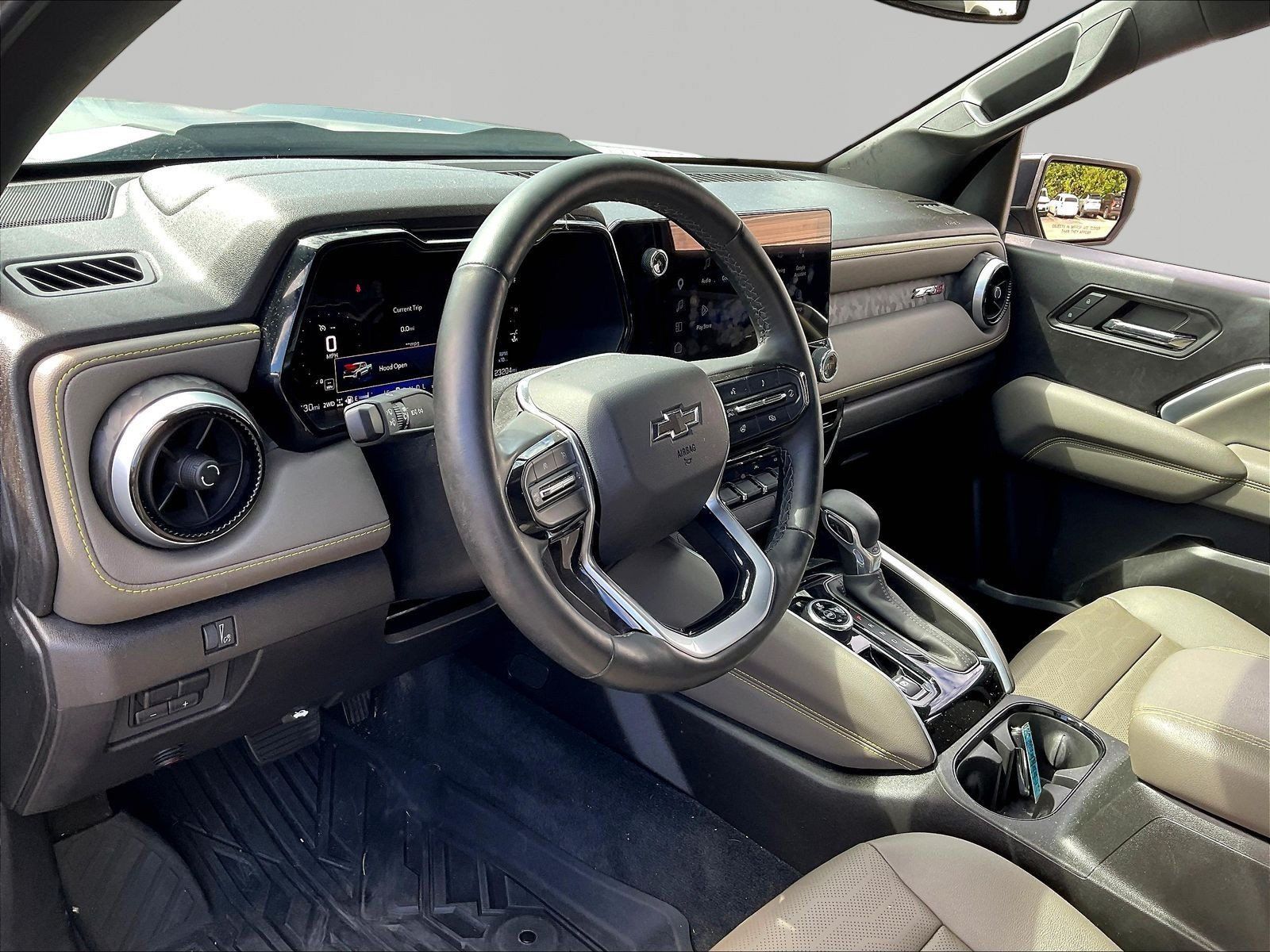 Used 2023 Chevrolet Colorado ZR2 w/ ZR2 Convenience Package III AWD/4WD image 18