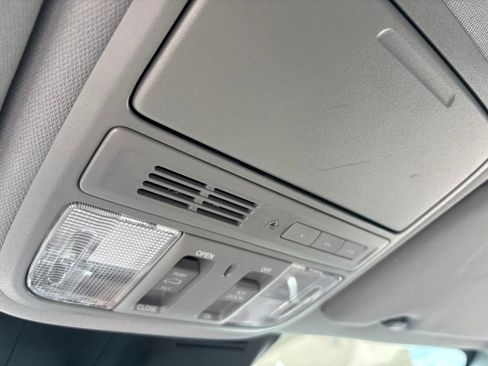 Used 2020 Honda CR-V Touring image 22