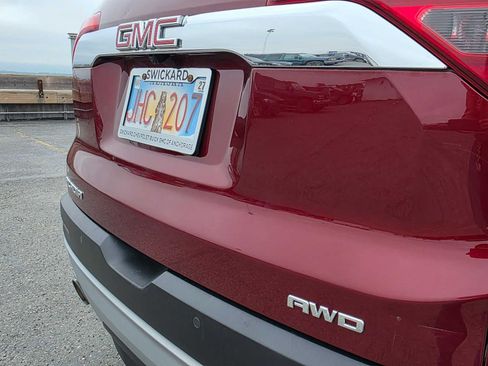 Used 2017 GMC Acadia SLT AWD/4WD image 14