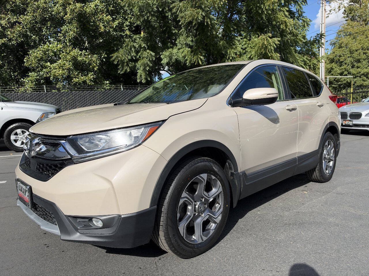Used 2018 Honda CR-V EX image 1