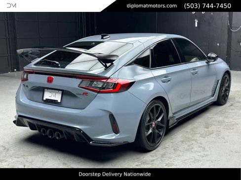 Used 2023 Honda Civic Type R image 7