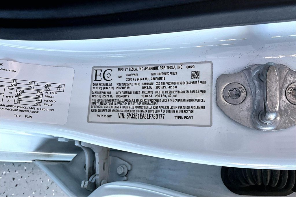 Used 2020 Tesla Model 3 Standard Range Plus RWD image 18