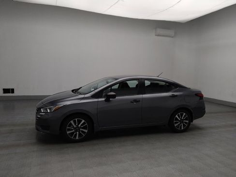 Used 2024 Nissan Versa S w/ S Plus Package image 2