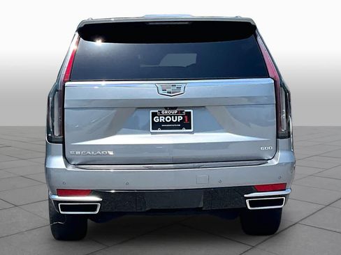Used 2024 Cadillac Escalade Premium Luxury AWD/4WD image 5
