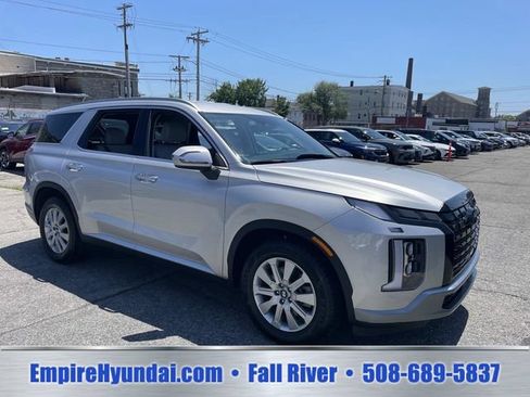 Used 2025 Hyundai Palisade SEL AWD/4WD image 2