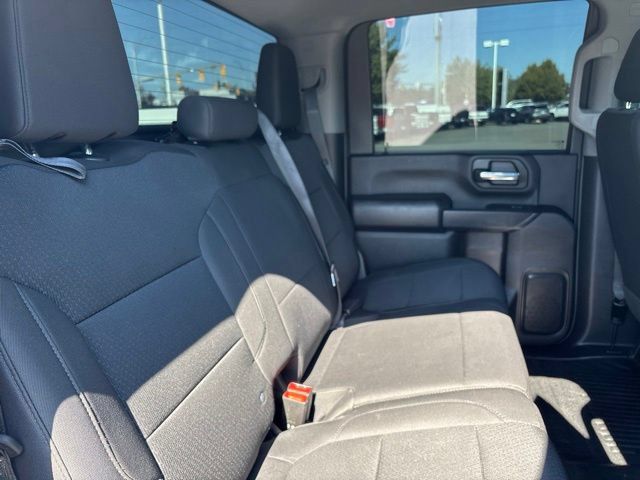 Used 2022 Chevrolet Silverado 2500 W/T w/ WT Convenience Package AWD/4WD image 31