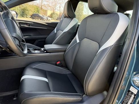 Used 2025 Toyota Camry SE w/ Multimedia Upgrade Package image 27