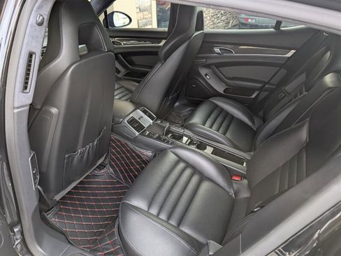 Used 2015 Porsche Panamera GTS w/ Premium Package Plus image 22