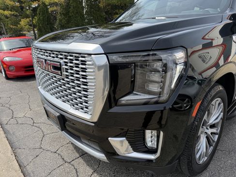 Used 2021 GMC Yukon Denali AWD/4WD image 29