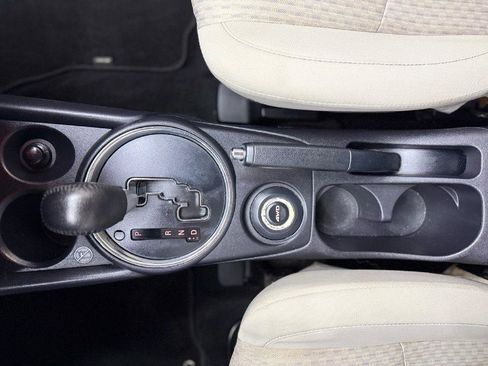 Used 2017 Mitsubishi Outlander Sport ES AWD/4WD image 18